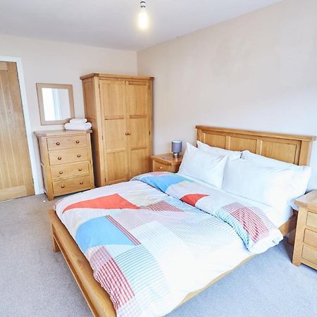 Etive, Beautiful Lochside Apartment With Balcony Fort William Exterior foto