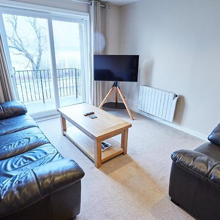 Etive, Beautiful Lochside Apartment With Balcony Fort William Exterior foto